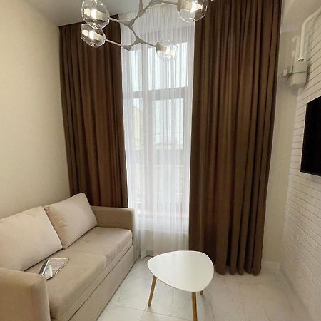 Apartments Light Room โอเดสซา ภายนอก รูปภาพ